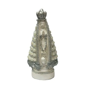 IM100299 - Imagem N. Sra. Aparecida c/ Pérola Branca Furta-cor e Strass Prata - 16x9cm 