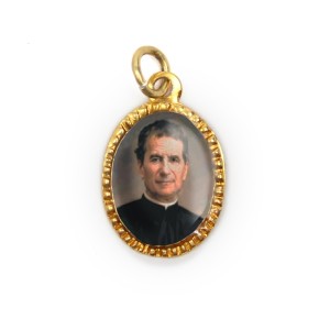 MD103250P10 - Medalha de Alumínio Oval Dourada c/ 10un. São  João Bosco - 2X1,3cm