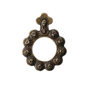 AN41620 - Dezena de Dedo Metal c/ Cruz Ouro Velho - Tamanho Único 4x3cm